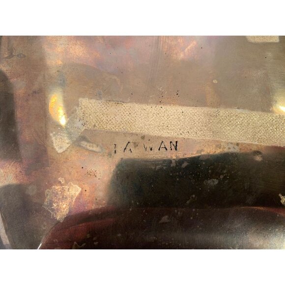 Decorative Brass Tray/Plate Made in Taiwan Woman Wearing Dress Vintage - Picture 8 of 8